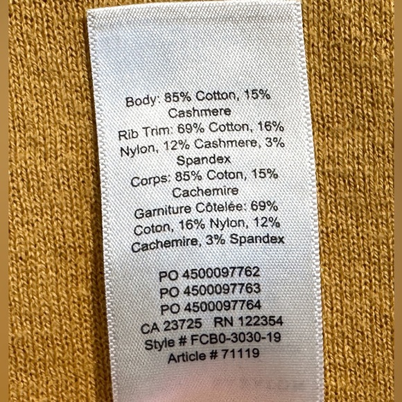 Aritzia Cotton Cashmere Crew Sweater by The Group by Babaton
XS - Picture 4 of 5